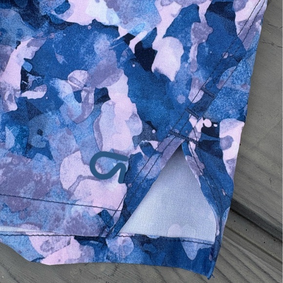 NWT - Gap Fit Running Shorts - Blue Watercolor Print - size medium - Picture 10 of 10